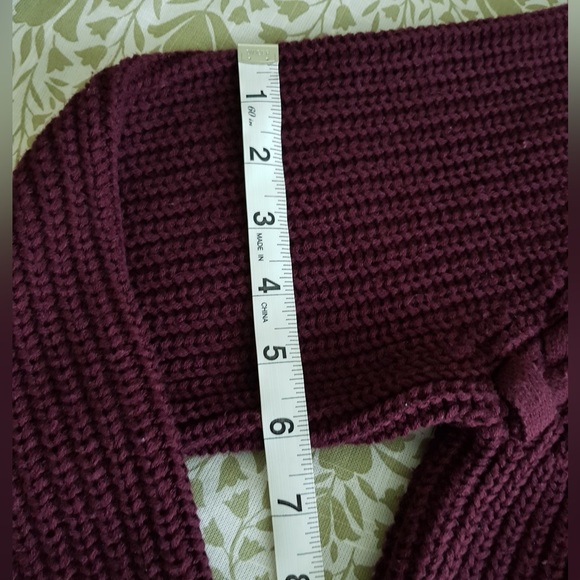 Knitted Sweater - Picture 6 of 9